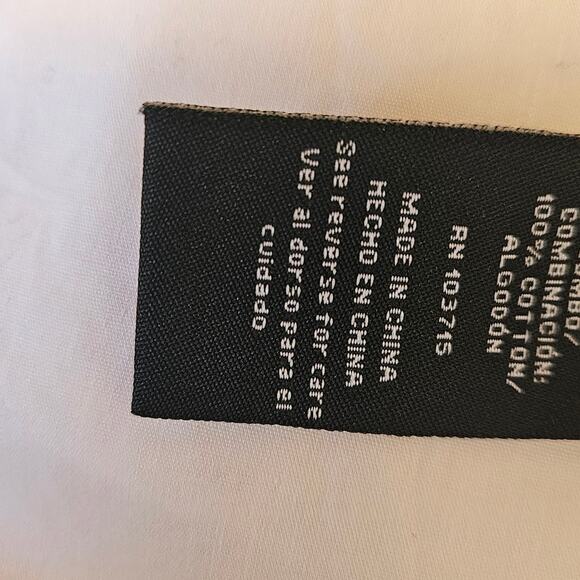 Zac & Rachel White Eyelet Button-Up Blouse Shirt NWOT - Picture 8 of 9